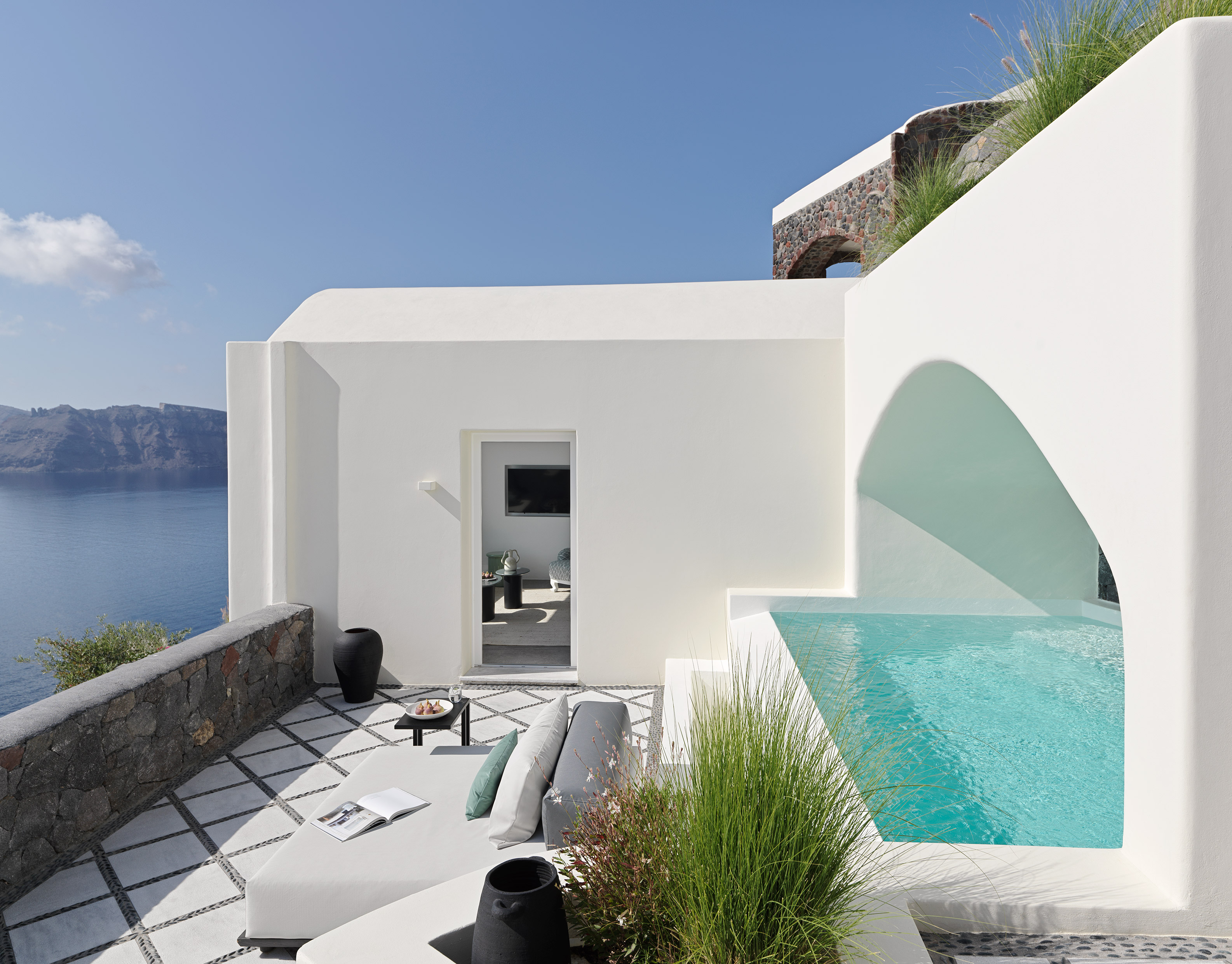 Canaves Oia Suites